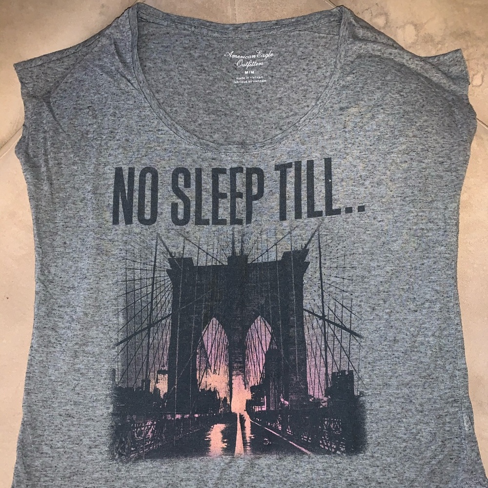 Graphic tee